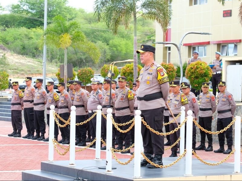 Kapolda Sulteng Beri Arahan terhadap Personel Pengamanan TPS