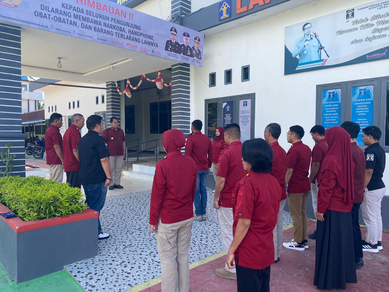 Kalapas Ampana Pimpin Apel Pagi Sampaikan Hal Penting