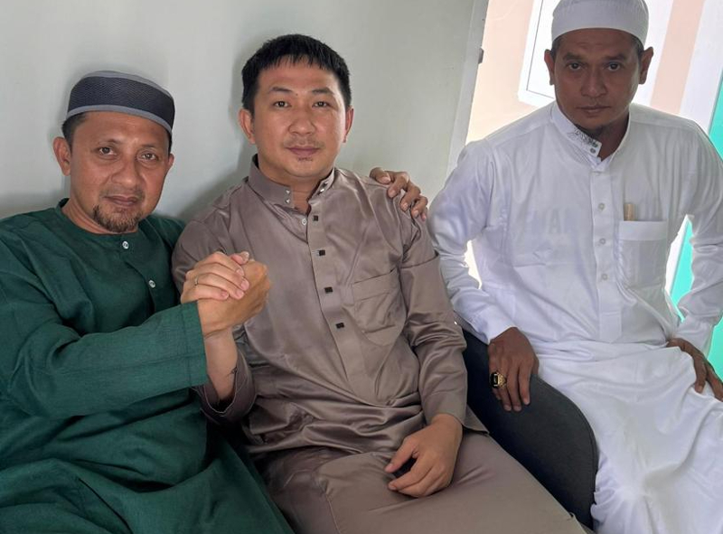 Sosok Pemimpin Yang Bijaksana dan Rendah Hati, Ilham Temui Rival Imam Lahay Pasca Pilkada Touna