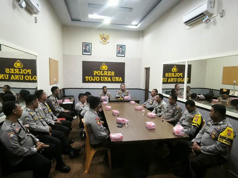 Kunjungi Polres Touna, Kasubdit Bintibsos Berikan Arahan Kepada Personel Bhabinkamtibmas