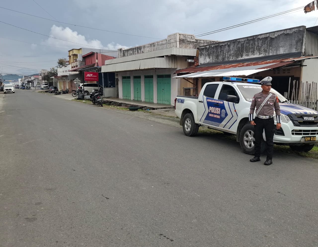 Jaga Kamseltibcarlantas, Satlantas Polres Touna Gelar Patroli Sore di Kota Ampana