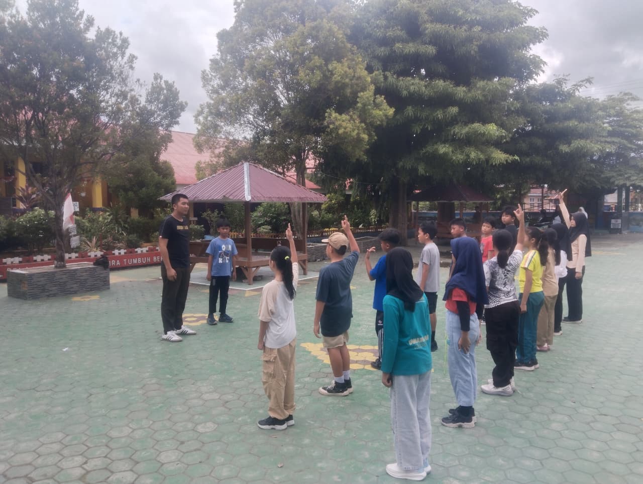 Satlantas Polres Touna Latih Polisi Cilik, AKP Siswanto: Tanamkan Disiplin Sejak Dini