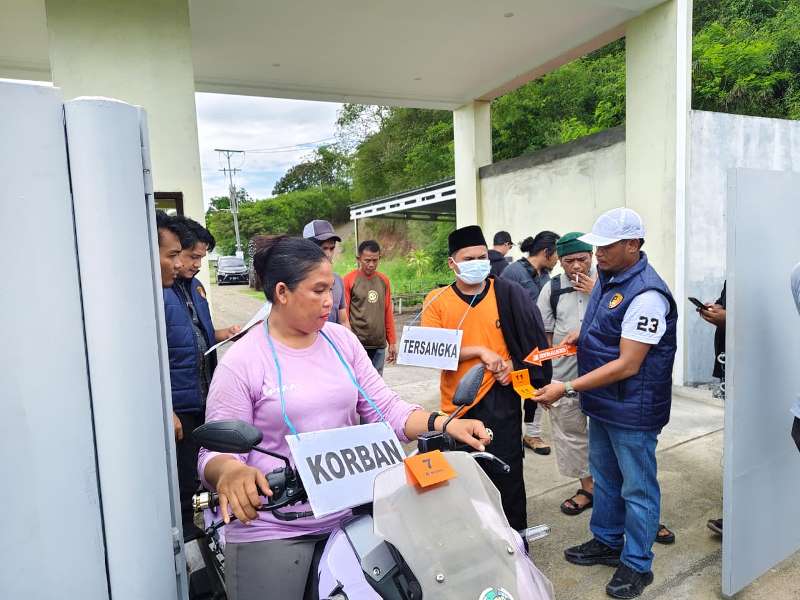 Polres Touna Gelar Rekonstruksi Pembunuhan di Ampana Tete, 17 Adegan Diperagakan
